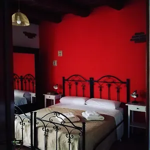 Couette-café La Vecchia Forgia, Lascari